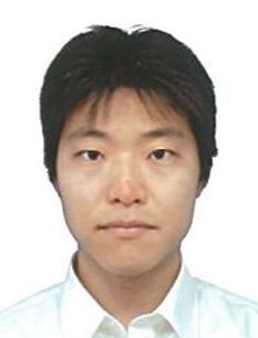 鎮目　邦彦　助教